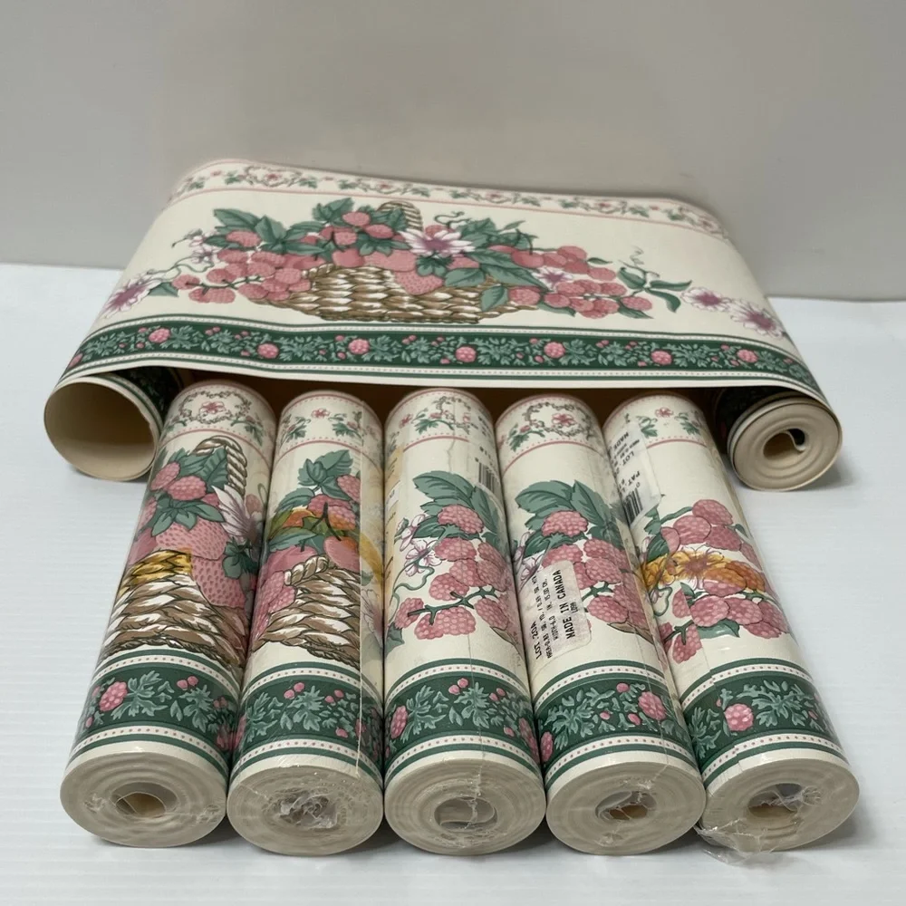 Wall Border Wallpaper Strawberry Floral Flowers Basket Farmhouse Cottage 6 Rolls
